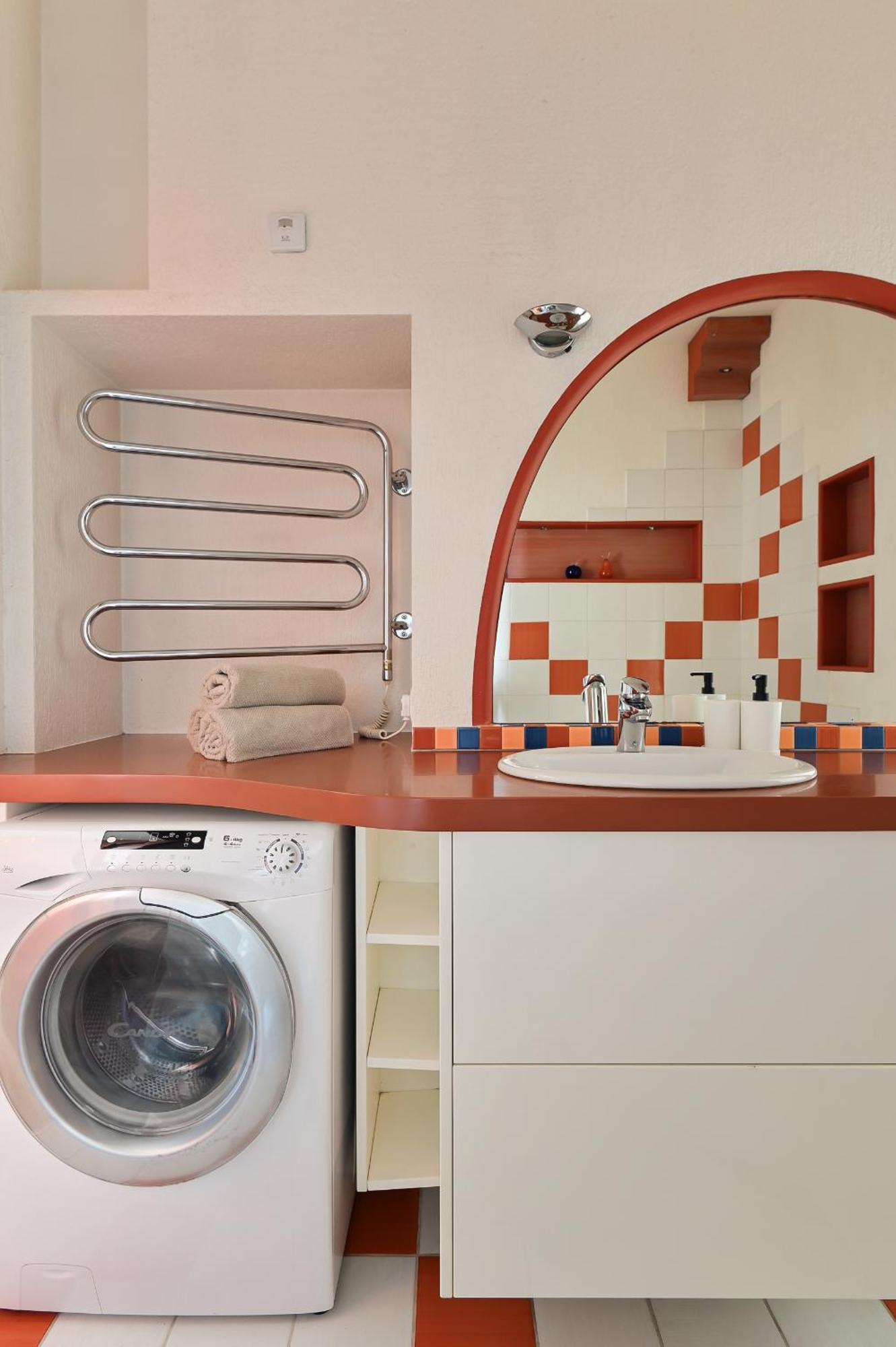 2-Bdrm Quiet Central Apartment 리가 외부 사진